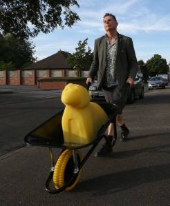 Tom Hackett Shaggy dog stories street - photo Matt Bunn.jpg-for-web-xlarge